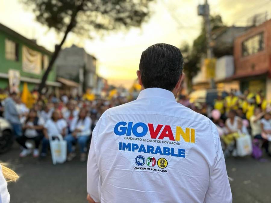 Giovani Gutiérrez, candidato a la alcaldía de Coyoacán, reafirma compromiso con unidades habitacionales