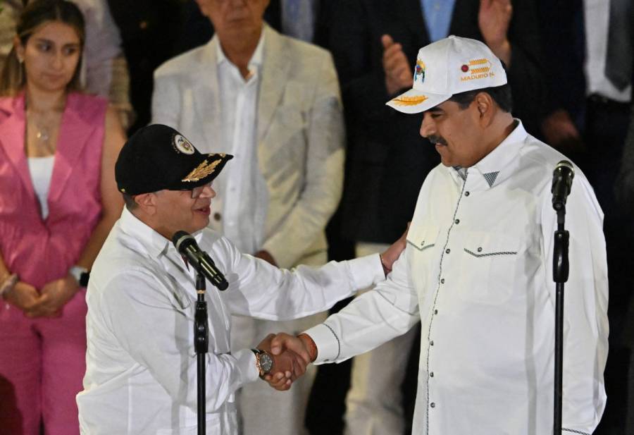 Petro anuncia mediación por la 