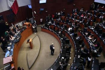 Avanza en Senado reforma para evitar que jueces suspendan normas y obras