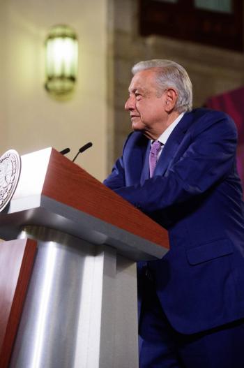 AMLO agradece a Joseph Biden cambio en postura ante caso de asalto a Embajada de México en Ecuador