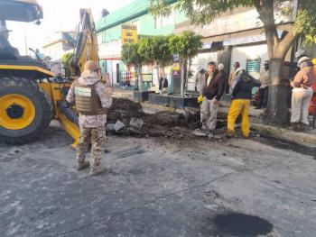 Trabaja Protección Civil estatal en sellado de toma clandestina de hidrocarburo detectada en Nezahualcóyotl