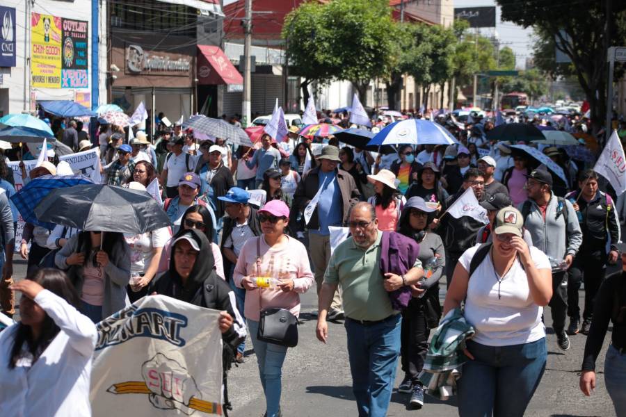 Marcha de maestros de la CNTE en la CDMX: Exigen abrogación de reformas educativas y mejoras laborales