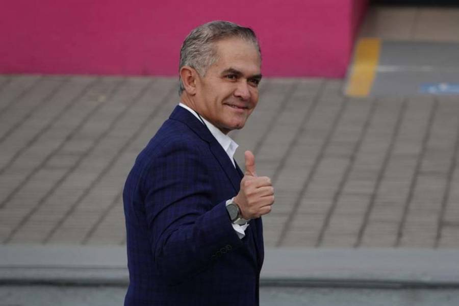 Adultos mayores solicitan regreso de Médico en tu Casa a Miguel Ángel Mancera