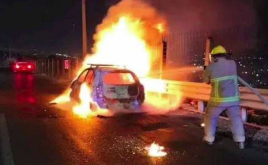 Descubren cadáver calcinado de conductor de taxi en área oeste de Tuxtla Gutiérrez