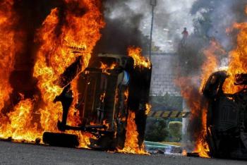 Violencia en Guerrero: Asesinan a taxista y queman vehículos de transporte público