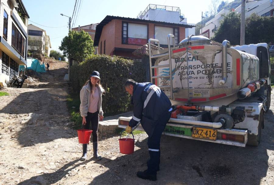Por sequ&iacute;a Colombia deja de exportar energ&iacute;a a Ecuador, que anuncia racionamiento