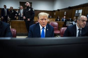 Trump regresa a la corte, prosigue la selecci&oacute;n del jurado