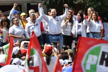 Daniel Ordoacutentildeez destaca buen recibimiento de la gente en Iztacalco