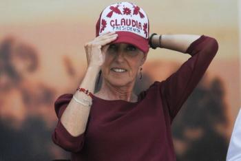 Sheinbaum acapara menciones positivas en medios p&uacute;blicos, revela monitoreo del INE