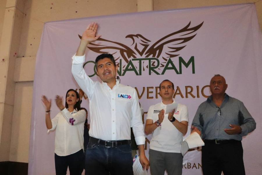 Se compromete Eduardo Rivera a trabajar con transportistas
