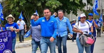 Rinden homenaje p&oacute;stumo a No&eacute; Ramos Ferretiz, candidato asesinado en El Mante