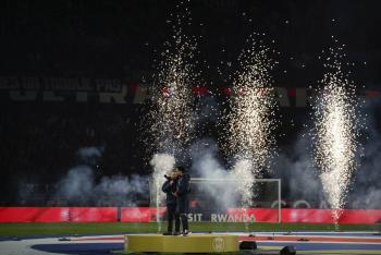 El PSG golea 4-1 al Lyon y se acerca al t&iacute;tulo de liga