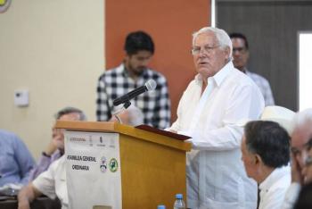 Clausura Agricultura asamblea de la Asociaci&oacute;n Mexicana de Productores de Leche