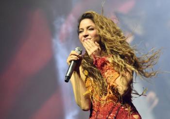 El propietario de los cat&aacute;logos de Blondie y Shakira, favorable a una oferta de compra de Blackstone