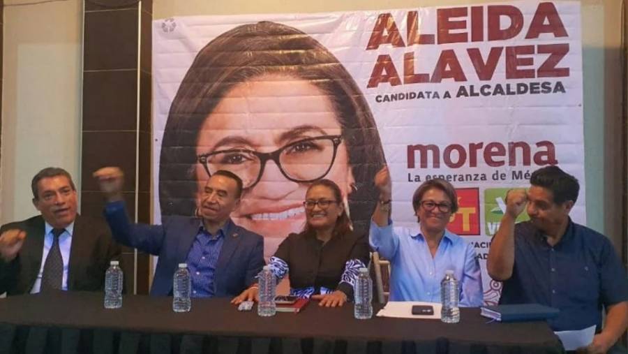 Aleida Alavez y sector transportista firman acuerdo por la movilidad sostenible en Iztapalapa   