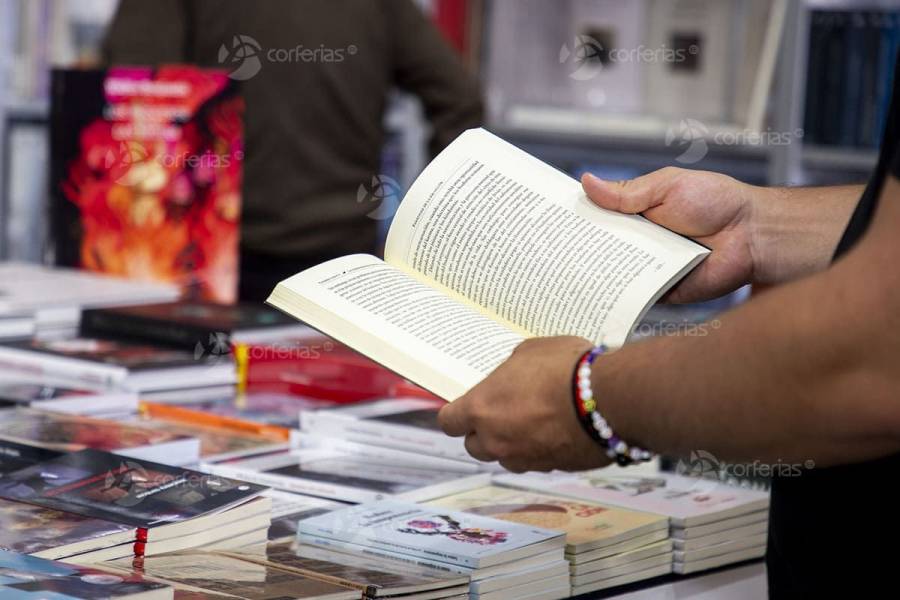 Autores reflexiones sobre diversidad, cine, festivales y libros en FILBo 