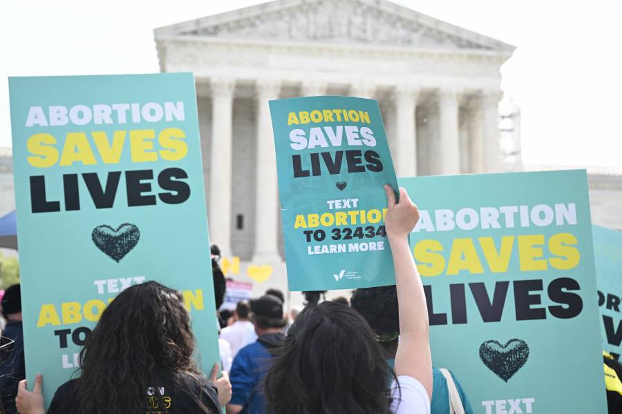 Corte Suprema de EEUU examina prohibición del aborto en Idaho