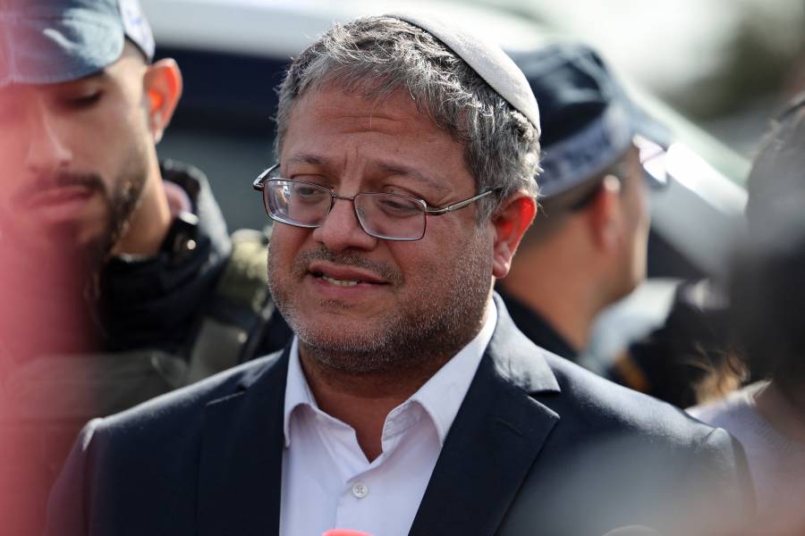 Mujer apu&ntilde;alada en Israel y ministro herido en accidente automovil&iacute;stico: funcionarios