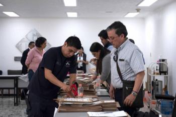 Entrega TGM boletas para elecci&oacute;n de voto anticipado en BCS