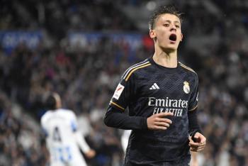 Real Madrid impone su pegada ante la Real Sociedad