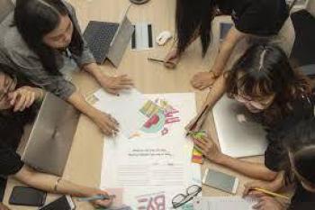 Aprender espa&ntilde;ol es un puente hacia el futuro para ni&ntilde;os migrantes