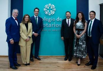 Batres reconoce labor social de notarios p&uacute;blicos de la CDMX