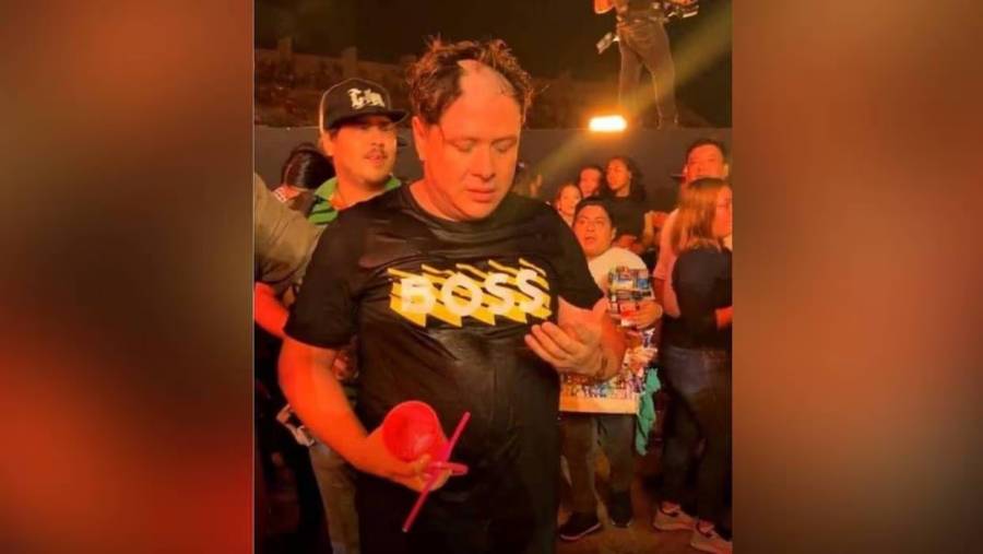 Candidato de Morena en Chiapas es rapado durante concierto público