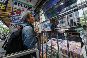 Las bolsas de Tokio abren al alza con la atención puesta en el yen
