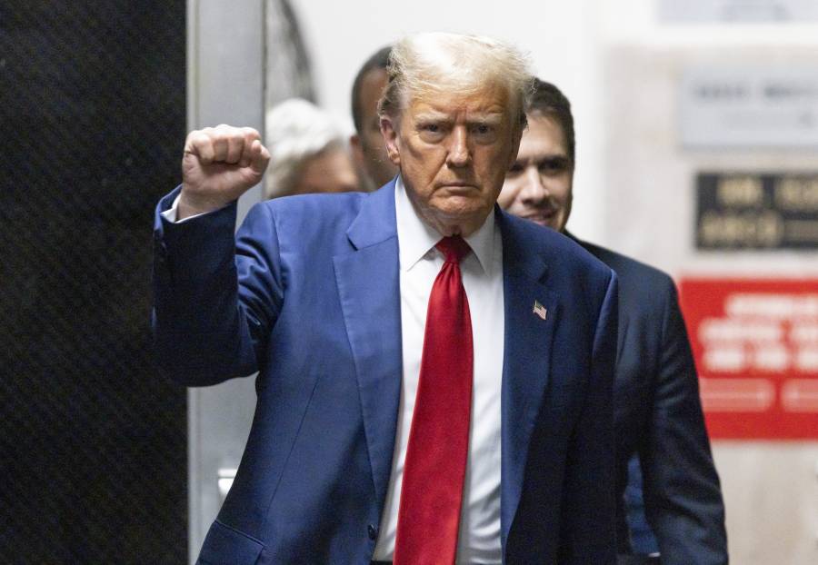Trump avala monitorear embarazos para evitar abortos