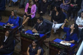 Nuevo Congreso dominado por Bukele toma posesi&oacute;n en El Salvador