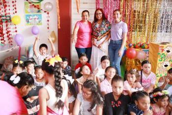 Celebra titular de SEP el D&iacute;a del Ni&ntilde;o en planteles escolares de Tabasco