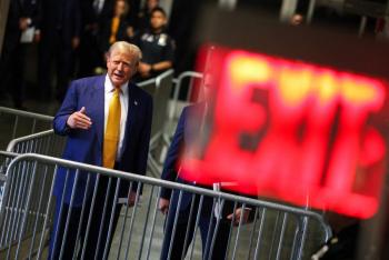 Trump responde por supuestamente quedarse dormido durante juicio