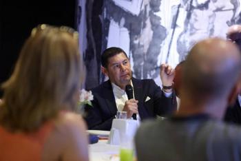 Acusa Armenta que coalici&oacute;n Sigamos Haciendo Historia construye montajes