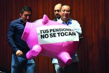 Interponen primer amparo colectivo contra el Fondo de Pensiones para el Bienestar