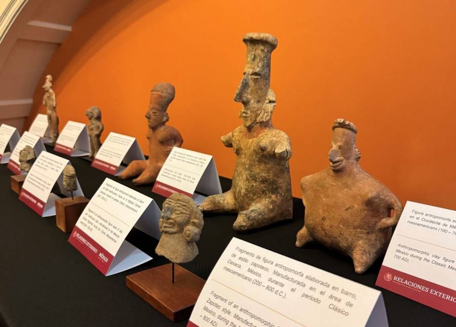 México recupera 22 piezas arqueológicas desde Filadelfia 