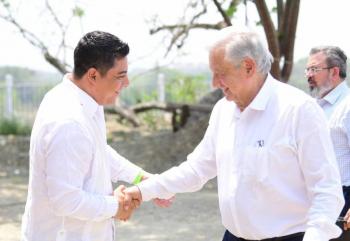 AMLO y Gallardo supervisan avances de supercarretera Ciudad Valles-Tamazunchale