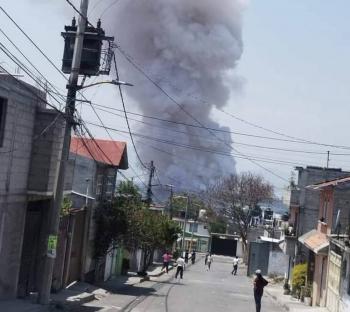 Reportan explosión en fábrica de pirotecnia en Tultepec