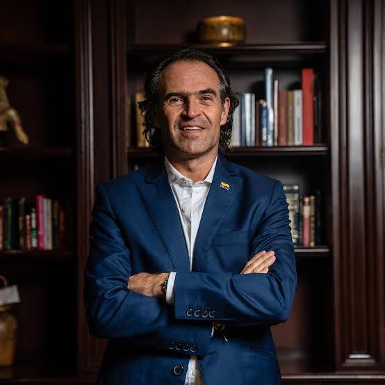 Federico Gutiérrez denuncia presuntas negociaciones irregulares en Afinia, filial de EPM