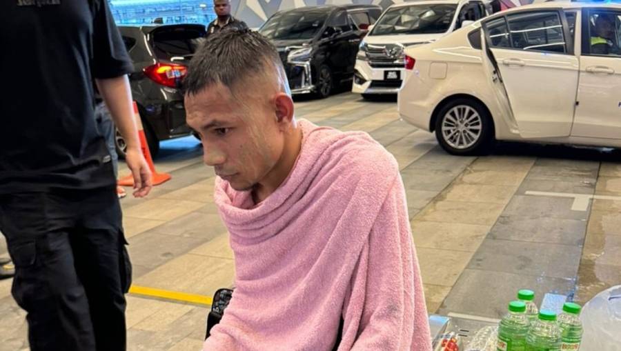 Futbolista internacional de Malasia, Faisal Halim, sufre ataque con ácido en centro comercial  