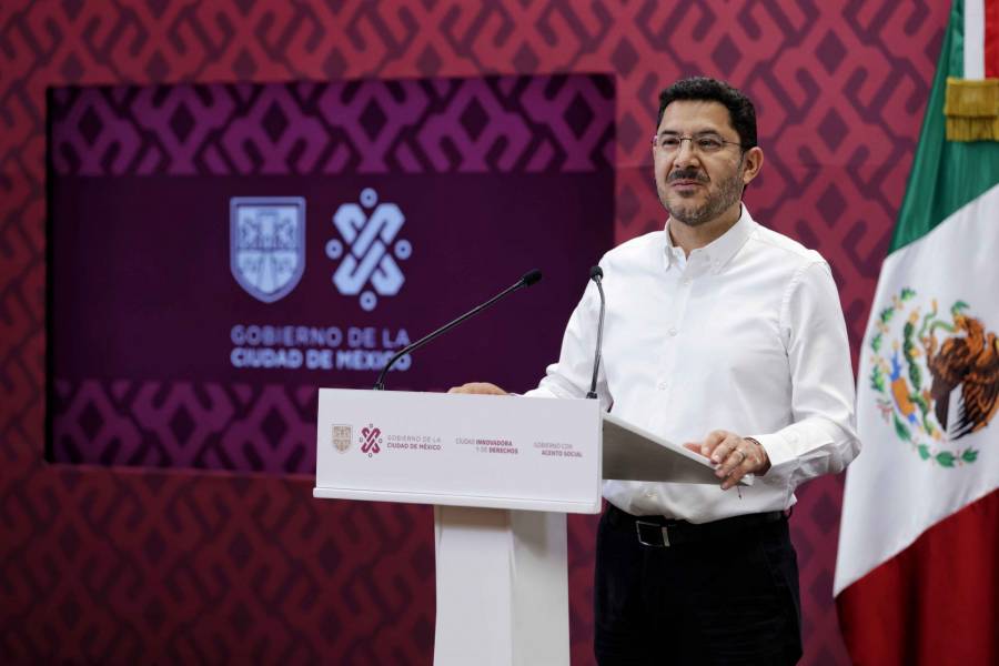 “El león cree que todos son de su condición”: Batres niega uso político del agua