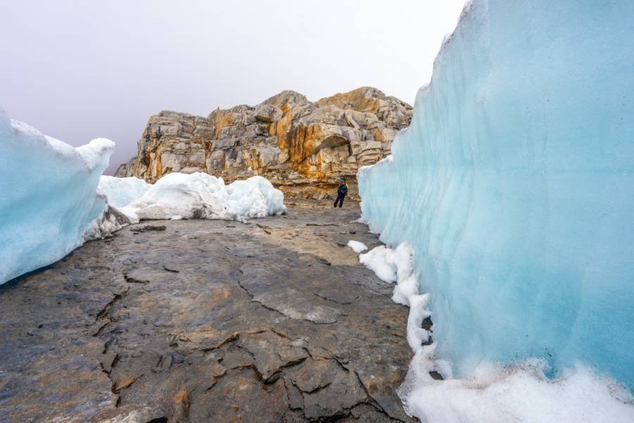 Un glaciar quebrado por las temperaturas r&eacute;cord en Colombia