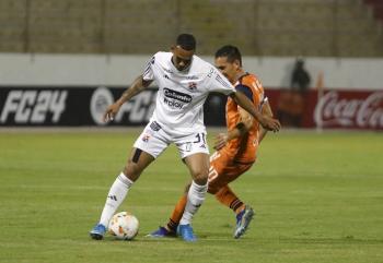 Corinthians y Medell&iacute;n triunfan en terreno enemigo por la Sudamericana