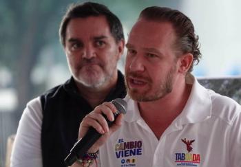 Santiago Taboada exige retirar a la polic&iacute;a de la elecci&oacute;n tras intromisi&oacute;n en domicilio de candidata Karen Quiroga