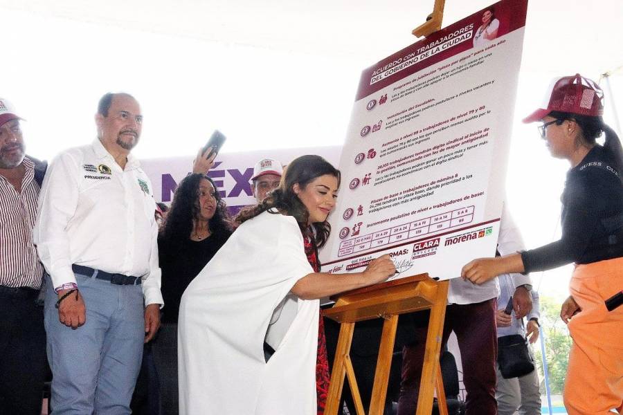 Clara Brugada se compromete a mejorar condiciones laborales de trabajadores del Gobierno de la Ciudad de México