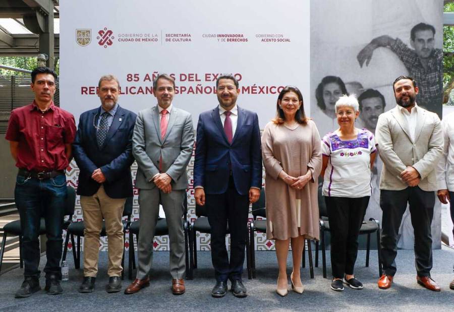 Inaugura Martí Batres exposición “85 Años del Exilio Republicano Español” en Chapultepec