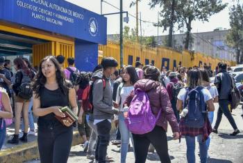 Muere estudiante de la UNAM tras ataque de porros a CCH Naucalpan