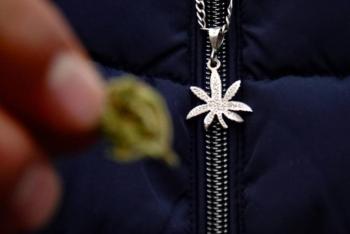 J&oacute;venes del CCH Oriente se intoxican por consumo de marihuana