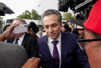 Emilio Lozoya gana m&aacute;s tiempo por caso Agronitrogenados