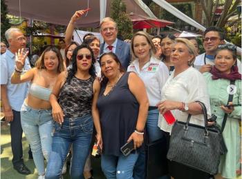 Marcelo Ebrard respalda proyecto 