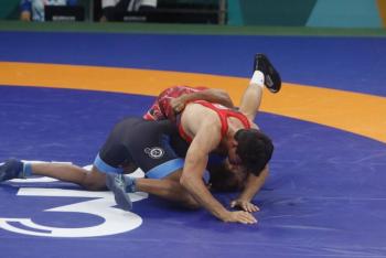 Luchadores buscar&aacute;n cuotas a Par&iacute;s 2024 en &uacute;ltimo Clasificatorio Ol&iacute;mpico